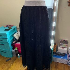 Black and Silver Lace LuLaRoe Lucy